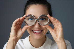 What Are the Benefits of Refractive Lens Exchange?