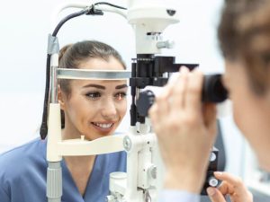 how retinal detachment is diagnosed before surgery